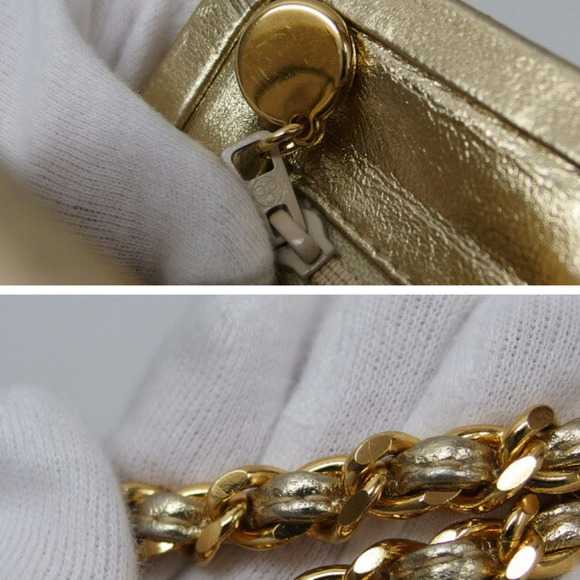 CHANEL Gold Shoulder Bag - Picture 9 of 10